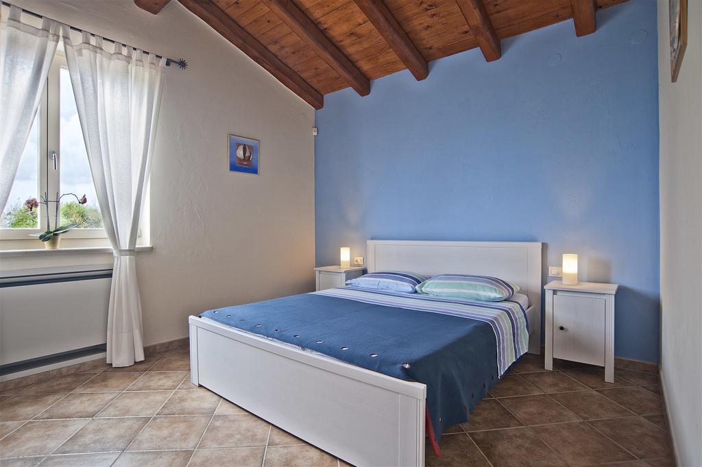 B&B Toca La Louna Vodnjan Zimmer foto